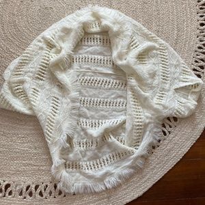 AMERICAN EAGLE ivory shrug